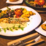 One-Pan Seafood & Fish with Mixed Salad Leaves Low-Carb Recipe CarbWise low-carb healthy food