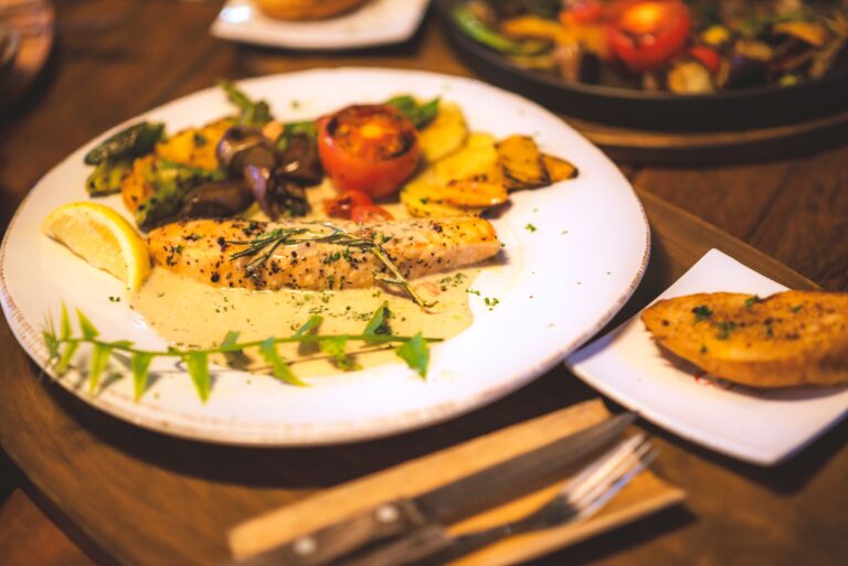 One-Pan Seafood & Fish with Mixed Salad Leaves Low-Carb Recipe CarbWise low-carb healthy food