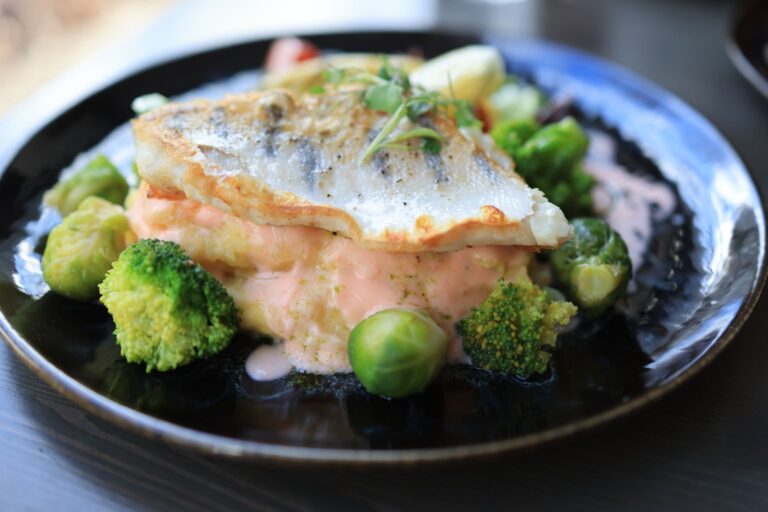 Slow Cooker Turkey with Broccoli Low-Carb Recipe CarbWise low-carb healthy food