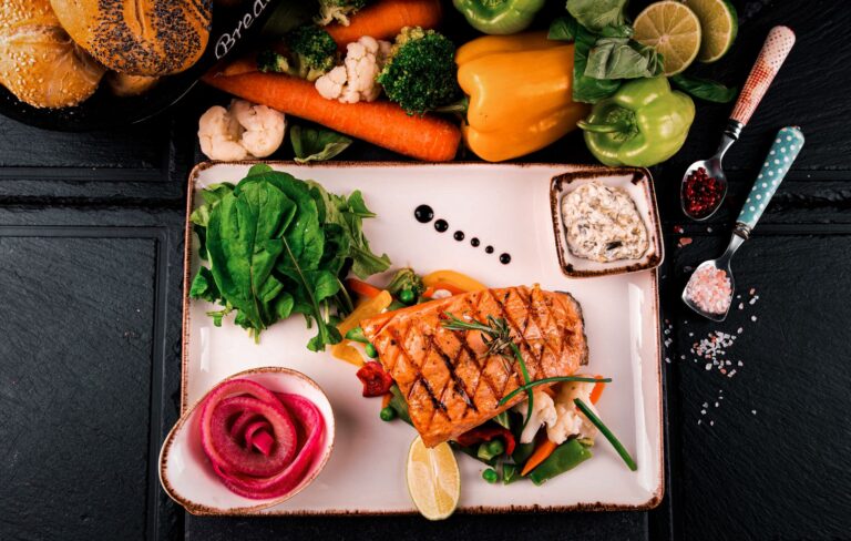 One-Pan Seafood & Fish Low-Carb Recipe 06 CarbWise low-carb healthy food