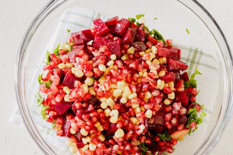 Quick Salad Vegetarian Low-Carb Recipe 09 CarbWise low-carb healthy food