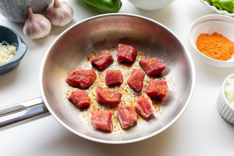Chilli Garlic Pork with Green Beans Low-Carb Recipe CarbWise low-carb healthy food