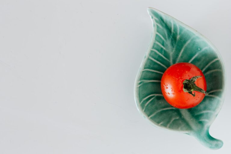 Tomato Basil Pork with Courgette Low-Carb Recipe CarbWise low-carb healthy food
