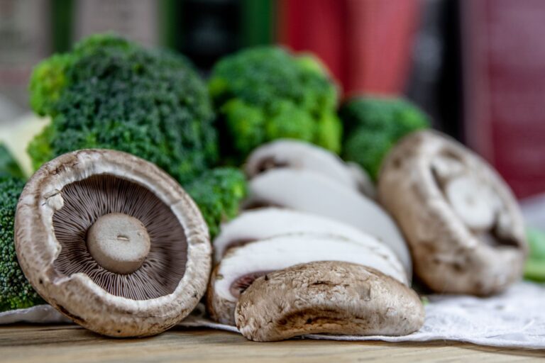 How to Eat Well Without Complicated Rules CarbWise low-carb healthy food