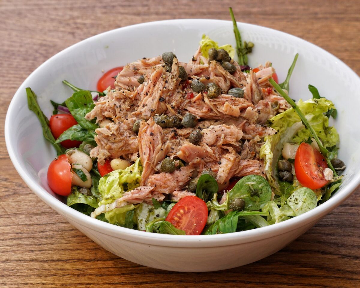 Slow Cooker Pulled Pork Salad Bowls CarbWise low-carb healthy food