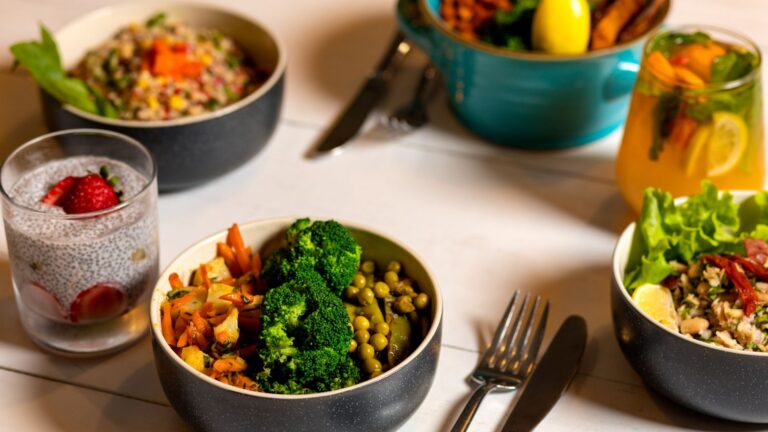 7-Day Low-Carb Meal Plan for Quick Meals A CarbWise low-carb healthy food