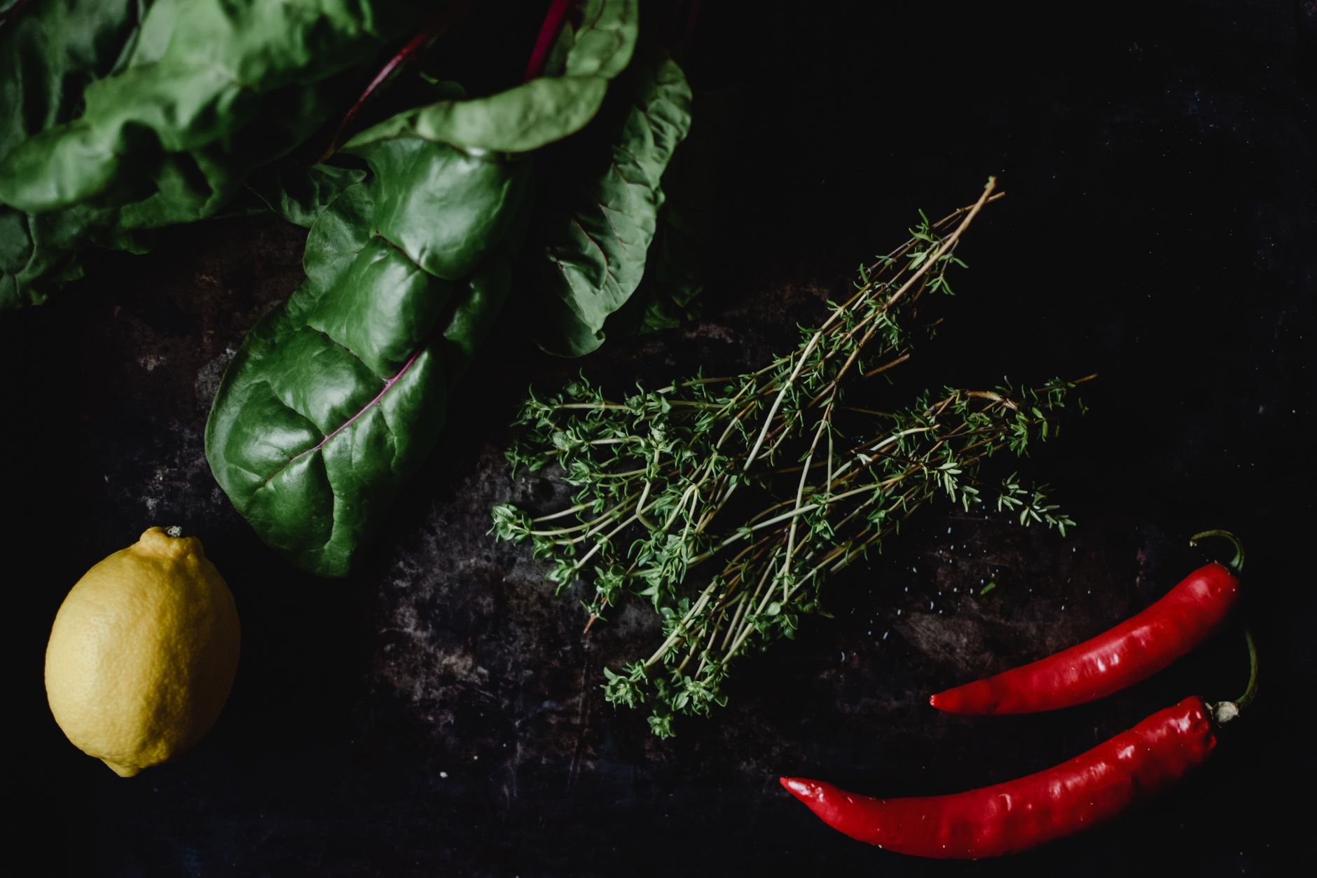 Chilli Garlic Vegetarian with Mixed Salad Leaves Low-Carb Recipe CarbWise low-carb healthy food