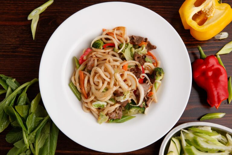 Chilli Garlic Lamb with Broccoli Low-Carb Recipe CarbWise low-carb healthy food