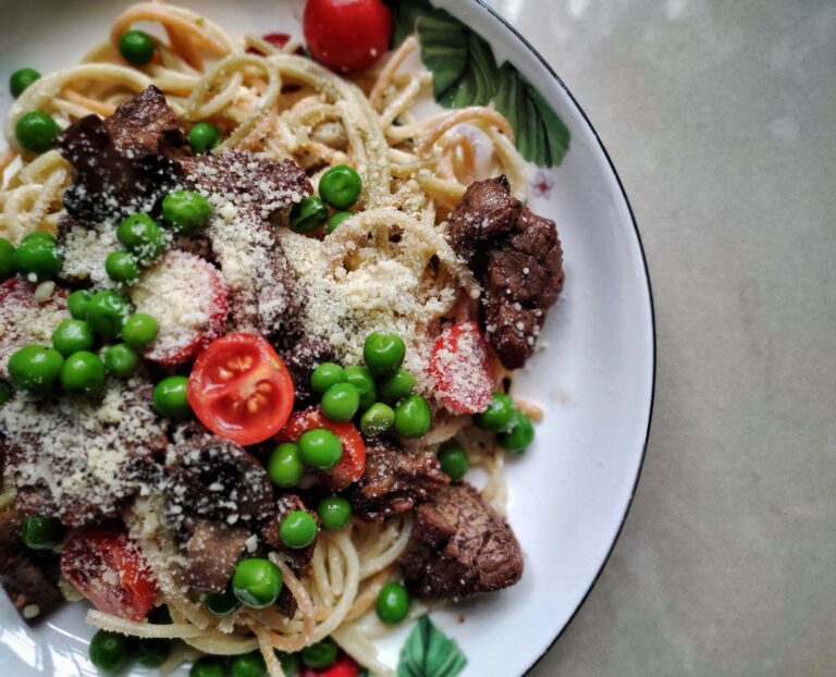 One-Pan Lamb with Green Beans Low-Carb Recipe CarbWise low-carb healthy food